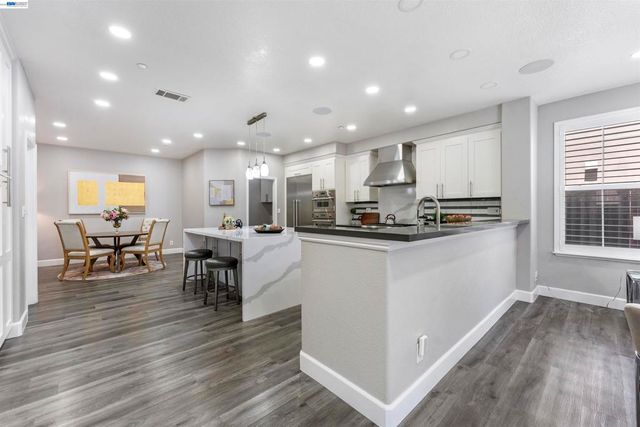 37160 Aleppo Dr, Newark, CA 94560
