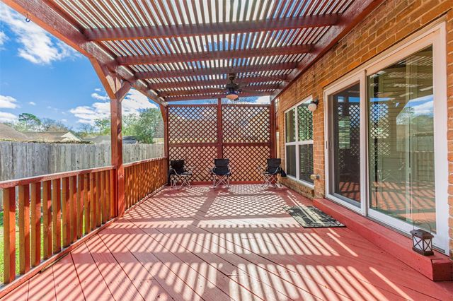 1319 Ambergate Drive, Houston, TX 77077