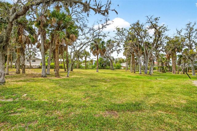 5400 TROPICAL WOODS COURT, Port Richey, FL 34668