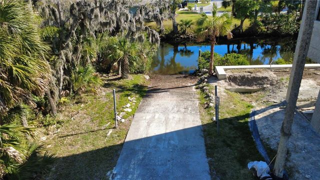 5400 TROPICAL WOODS COURT, Port Richey, FL 34668