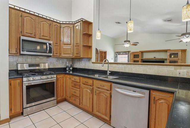 16244 E Downers Drive E, The Acreage, FL 33470