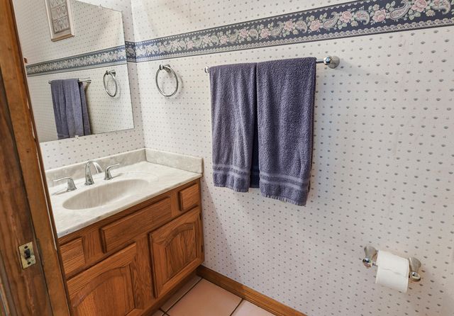 16244 E Downers Drive E, The Acreage, FL 33470