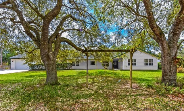 16244 E Downers Drive E, The Acreage, FL 33470