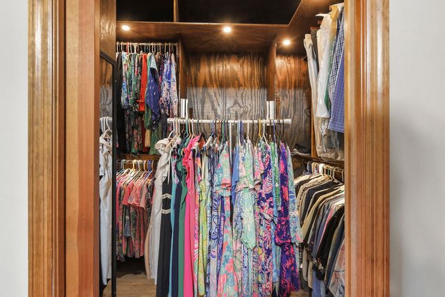 16244 E Downers Drive E, The Acreage, FL 33470