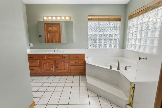 16244 E Downers Drive E, The Acreage, FL 33470