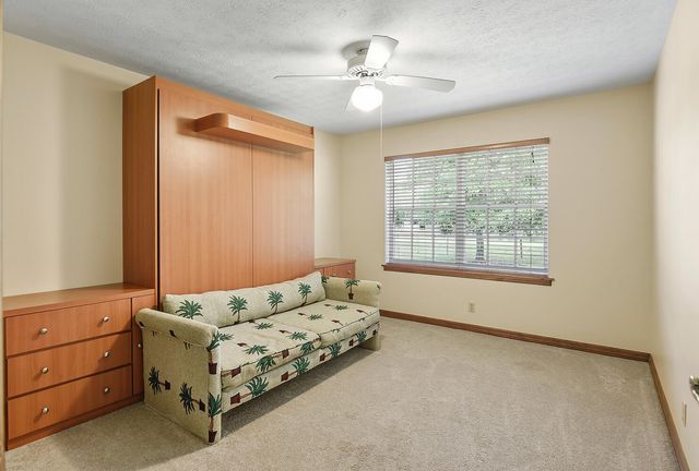 16244 E Downers Drive E, The Acreage, FL 33470