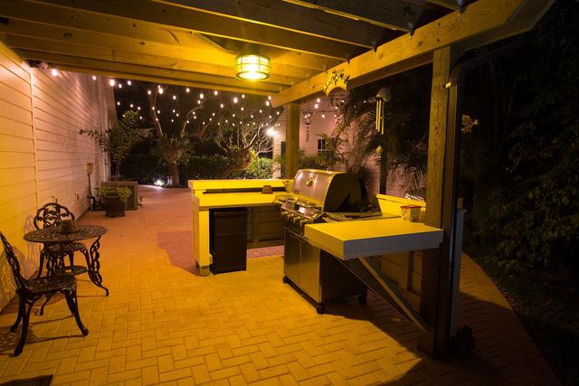 16244 E Downers Drive E, The Acreage, FL 33470