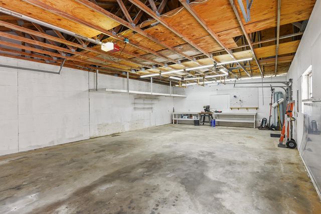 16244 E Downers Drive E, The Acreage, FL 33470