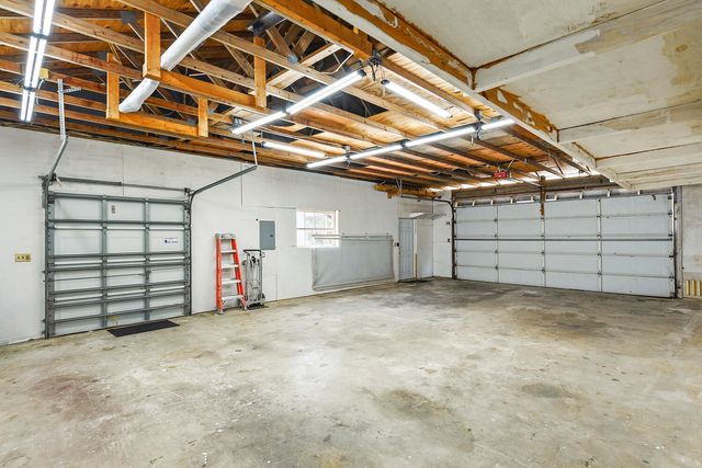 16244 E Downers Drive E, The Acreage, FL 33470