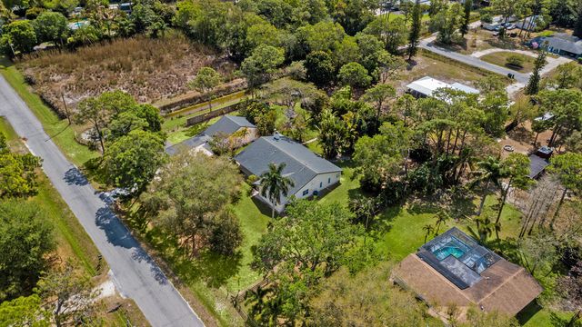 16244 E Downers Drive E, The Acreage, FL 33470