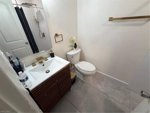 1398 Sunrise DR, North Fort Myers, FL 33917