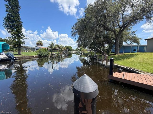 1398 Sunrise DR, North Fort Myers, FL 33917