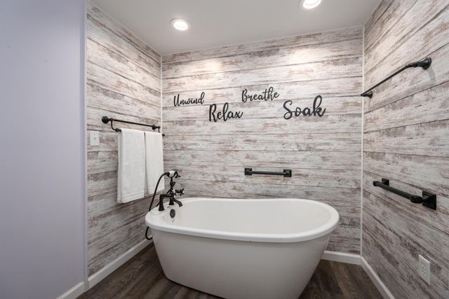 301 3rd Avenue SW, Milltown, WI 54858