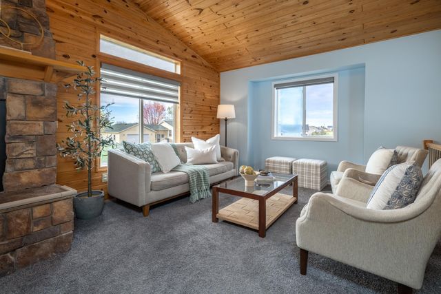 301 3rd Avenue SW, Milltown, WI 54858