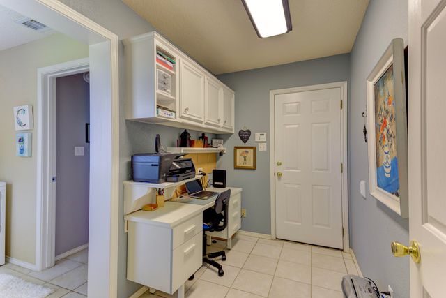 118 N Vicksburg Avenue, Lubbock, TX 79416