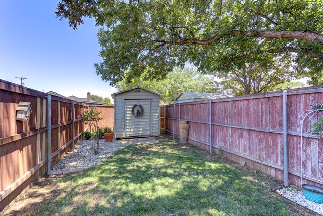 118 N Vicksburg Avenue, Lubbock, TX 79416