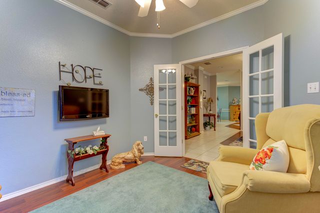 118 N Vicksburg Avenue, Lubbock, TX 79416