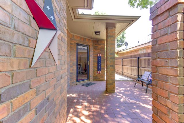 118 N Vicksburg Avenue, Lubbock, TX 79416