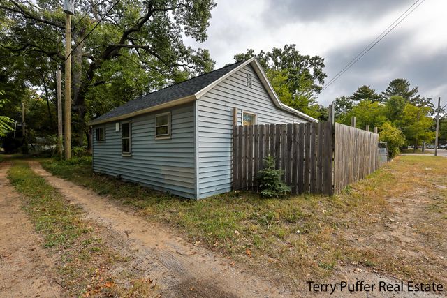 2029 7th Street, Muskegon Heights City, MI 49444