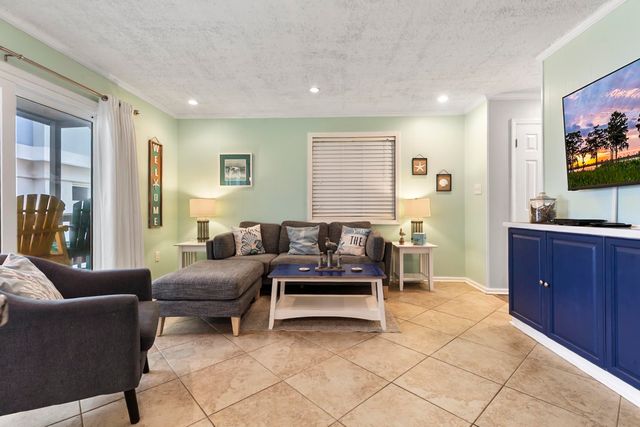 613 S Ocean Blvd Unit P3, North Myrtle Beach, SC 29582