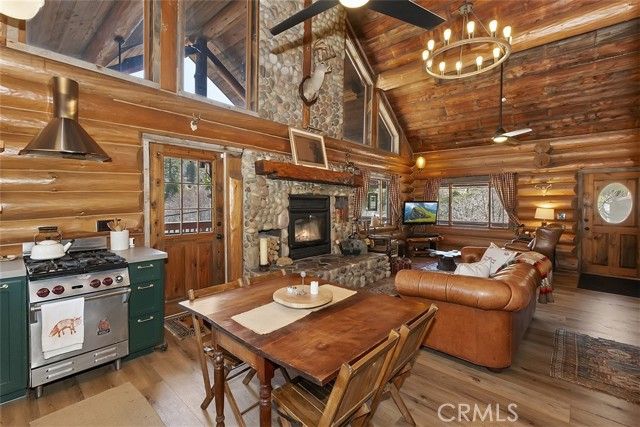 29632 Hook Creek Road, Cedar Glen, CA 92321