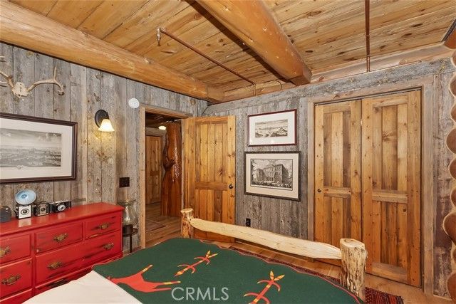 29632 Hook Creek Road, Cedar Glen, CA 92321