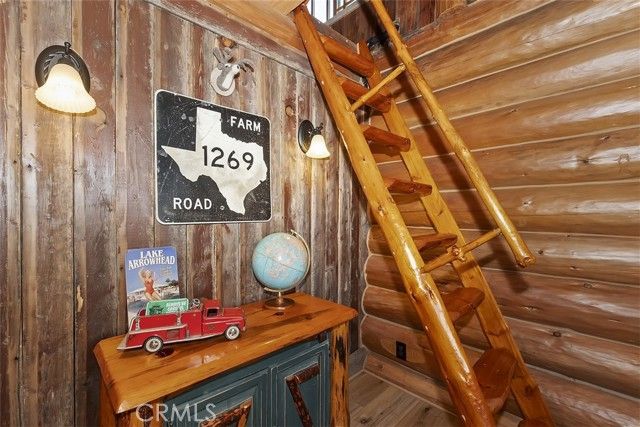 29632 Hook Creek Road, Cedar Glen, CA 92321