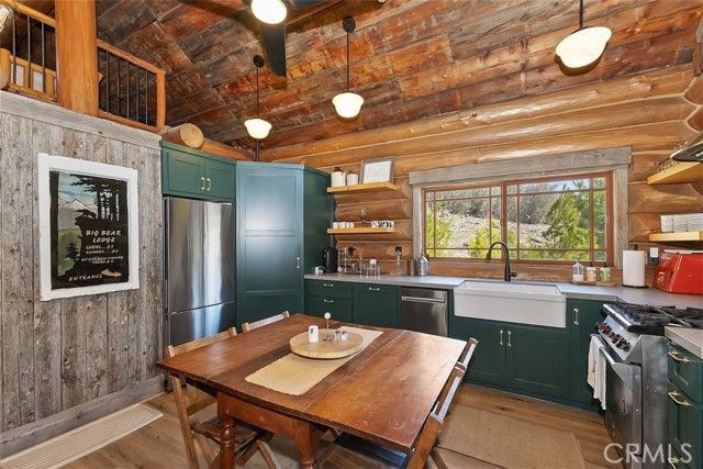 29632 Hook Creek Road, Cedar Glen, CA 92321