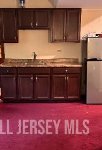 2 Jason Drive, North Brunswick, NJ 08902