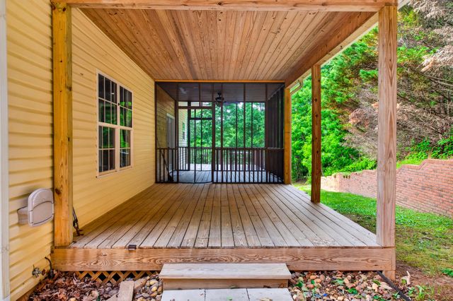 111 Will Ridge Drive, Ringgold, GA 30736