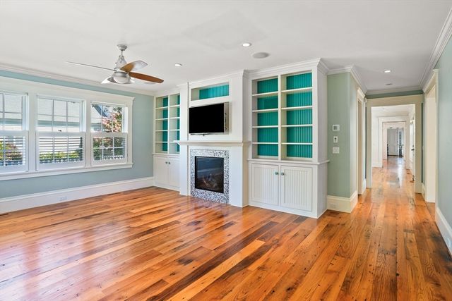 52 South Summer Street, Edgartown, MA 02539