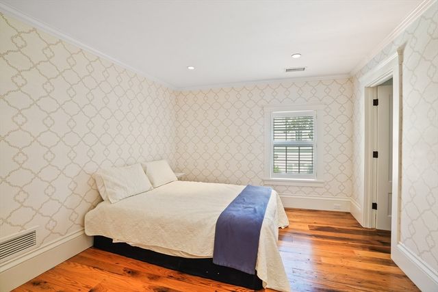 52 South Summer Street, Edgartown, MA 02539