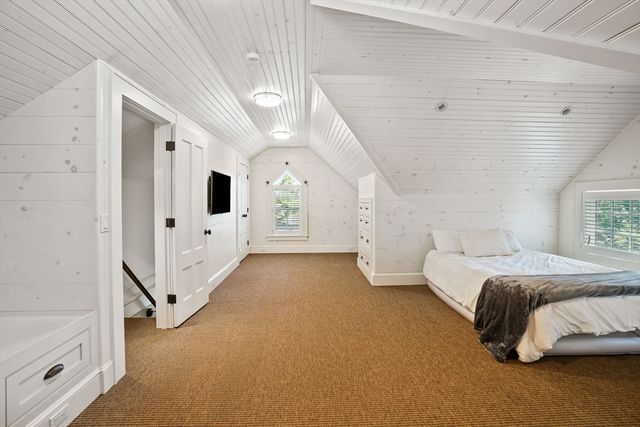 52 South Summer Street, Edgartown, MA 02539