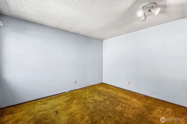 17303 Spanaway Loop Road S #38, Spanaway, WA 98387
