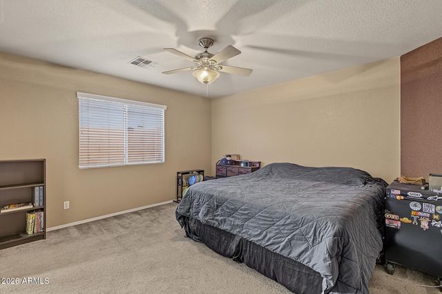 821 E NARDINI Street, San Tan Valley, AZ 85140
