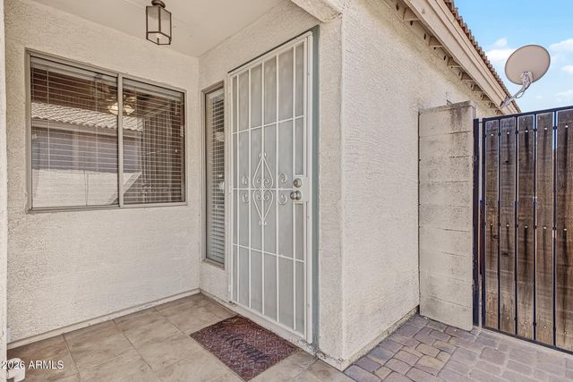 821 E NARDINI Street, San Tan Valley, AZ 85140