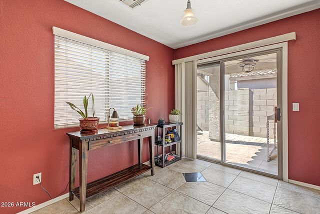 821 E NARDINI Street, San Tan Valley, AZ 85140