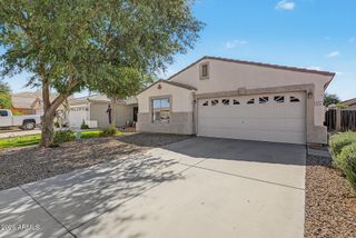 821 E NARDINI Street, San Tan Valley, AZ 85140