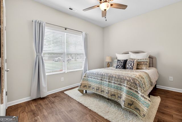 55 Hill Top Circle, Grantville, GA 30220