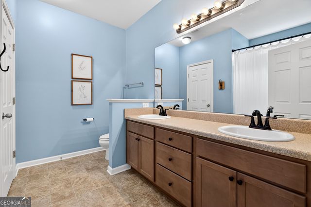 55 Hill Top Circle, Grantville, GA 30220