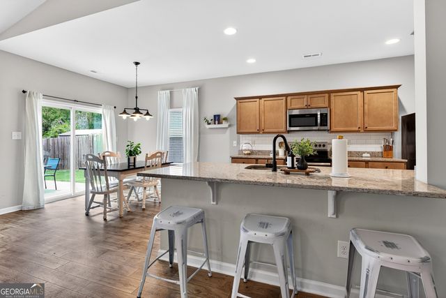 55 Hill Top Circle, Grantville, GA 30220