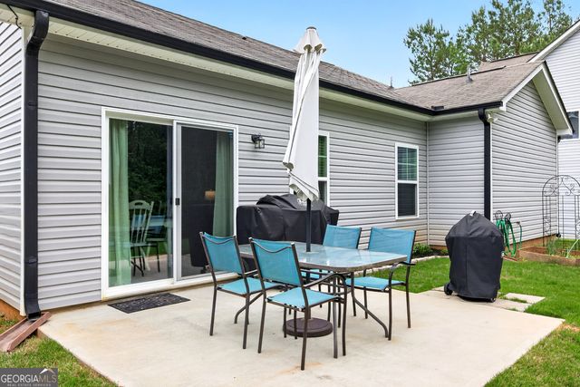 55 Hill Top Circle, Grantville, GA 30220