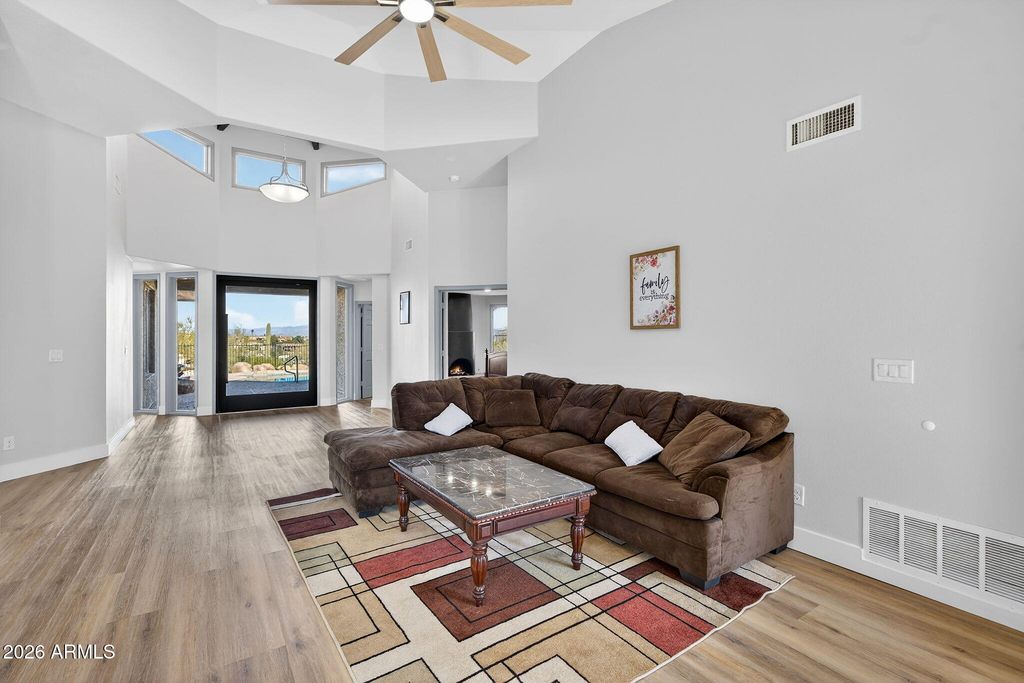 Image 12 of property listing at 15615 E Telegraph Drive, Fountain Hills, AZ 85268