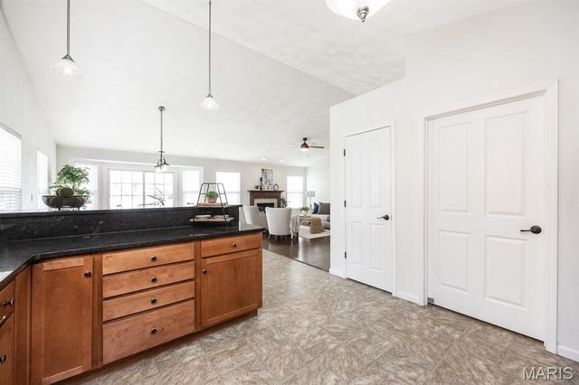 908 Indian Prairie Drive, Mascoutah, IL 62258