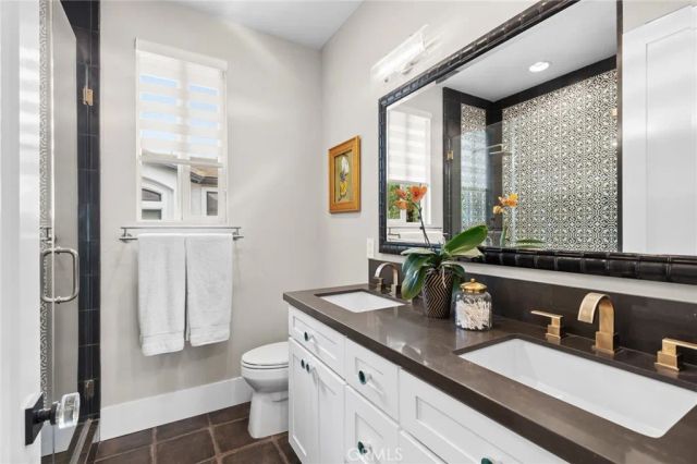 273 Mesa, Costa Mesa, CA 92627