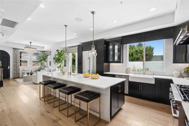 273 Mesa, Costa Mesa, CA 92627