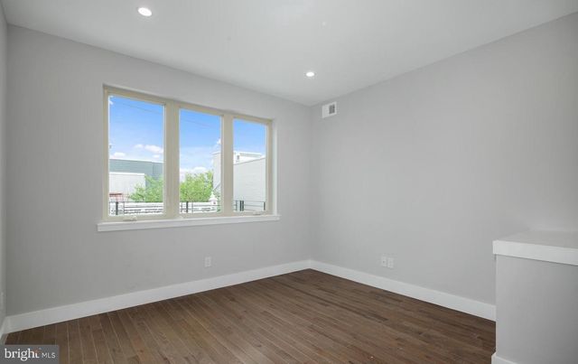 2209 CROSS ST, Philadelphia, PA 19146