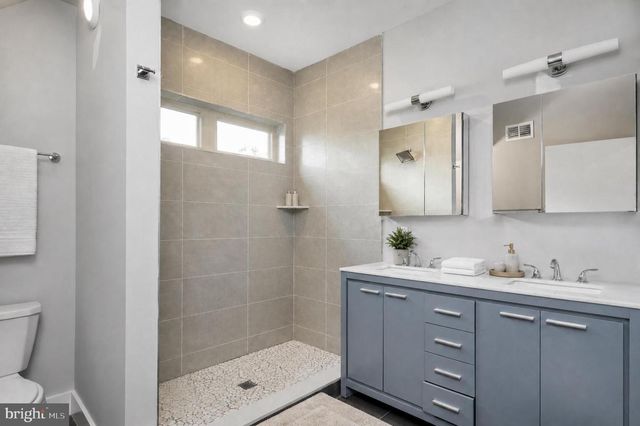 2209 CROSS ST, Philadelphia, PA 19146