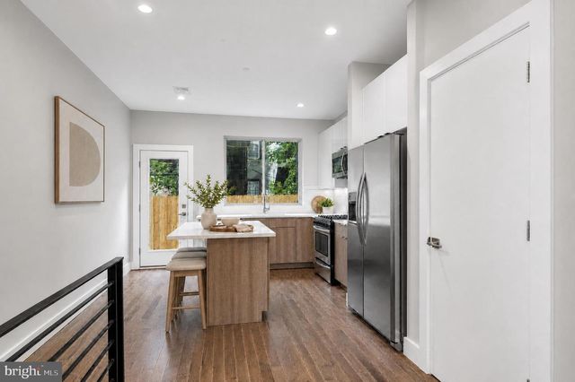 2209 CROSS ST, Philadelphia, PA 19146