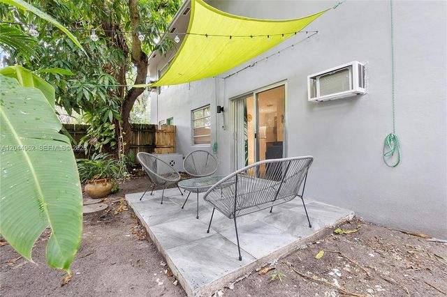 1730 NE 7th Street 15, Fort Lauderdale, FL 33304